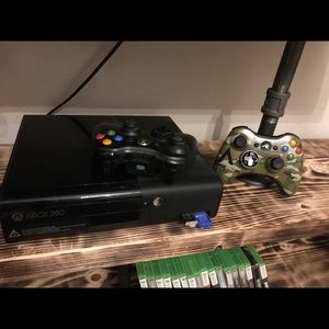 Xbox 360 + games & headphones